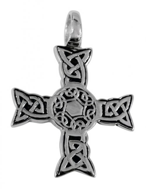 The Celtic pendant